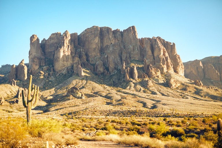 Desert Romance - Calgary Wedding Photographers | Nicole Sarah