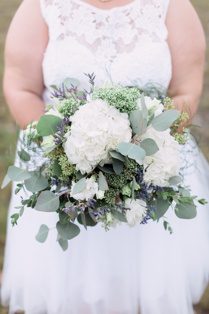 Romantic Banff Elopement, bouquet, flowers, mountain, calgary wedding photographers nicole sarah