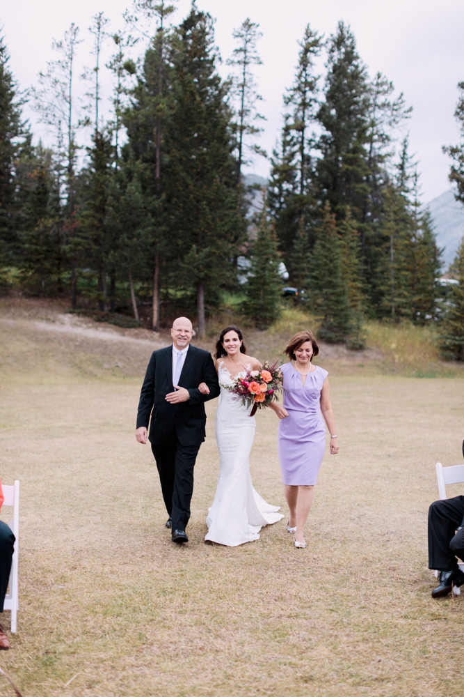 wedding ceremony, sunset photo, nicole sarah, calgary wedding photographers, mountains, banff, tunnel mountain 