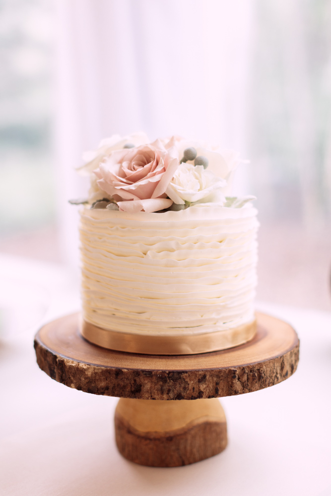 wedding cake, cupcakes, vintage, inspiration, inspiration, diy, plaster, ombre, pie, white, macarons, berries, fall, summer, spring, personality