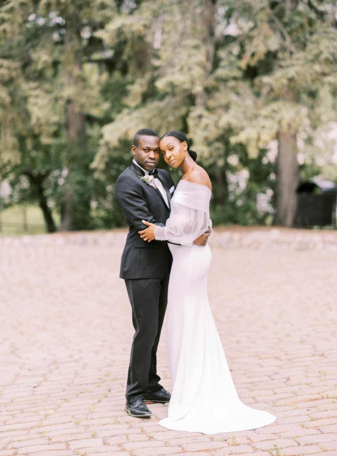 Regal Burgundy Wedding - Calgary Wedding Photographers Nicole Sarah ...