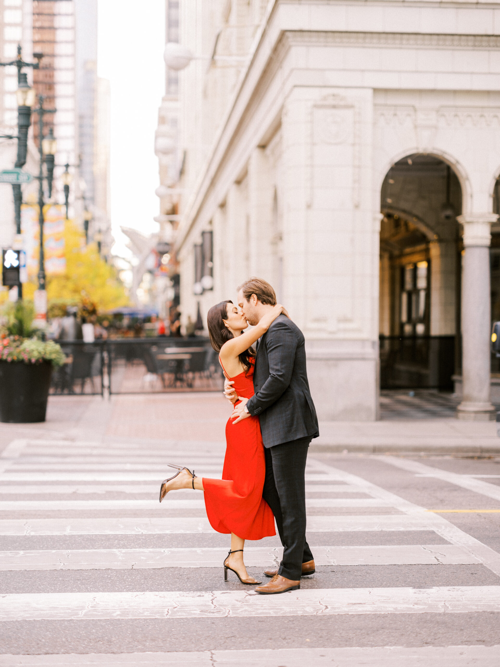 how to plan your engagement session, red dress engagement, urban engagement, sex and the city engagement, engagement photo ideas