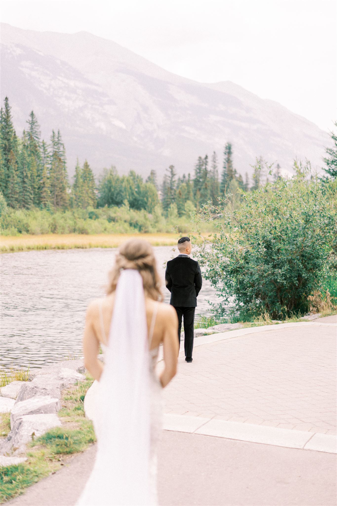 Malcolm Hotel Canmore Wedding Nicole Sarah, first look, wedding first look. best calgary photographers, alberta photographers, wedding photos