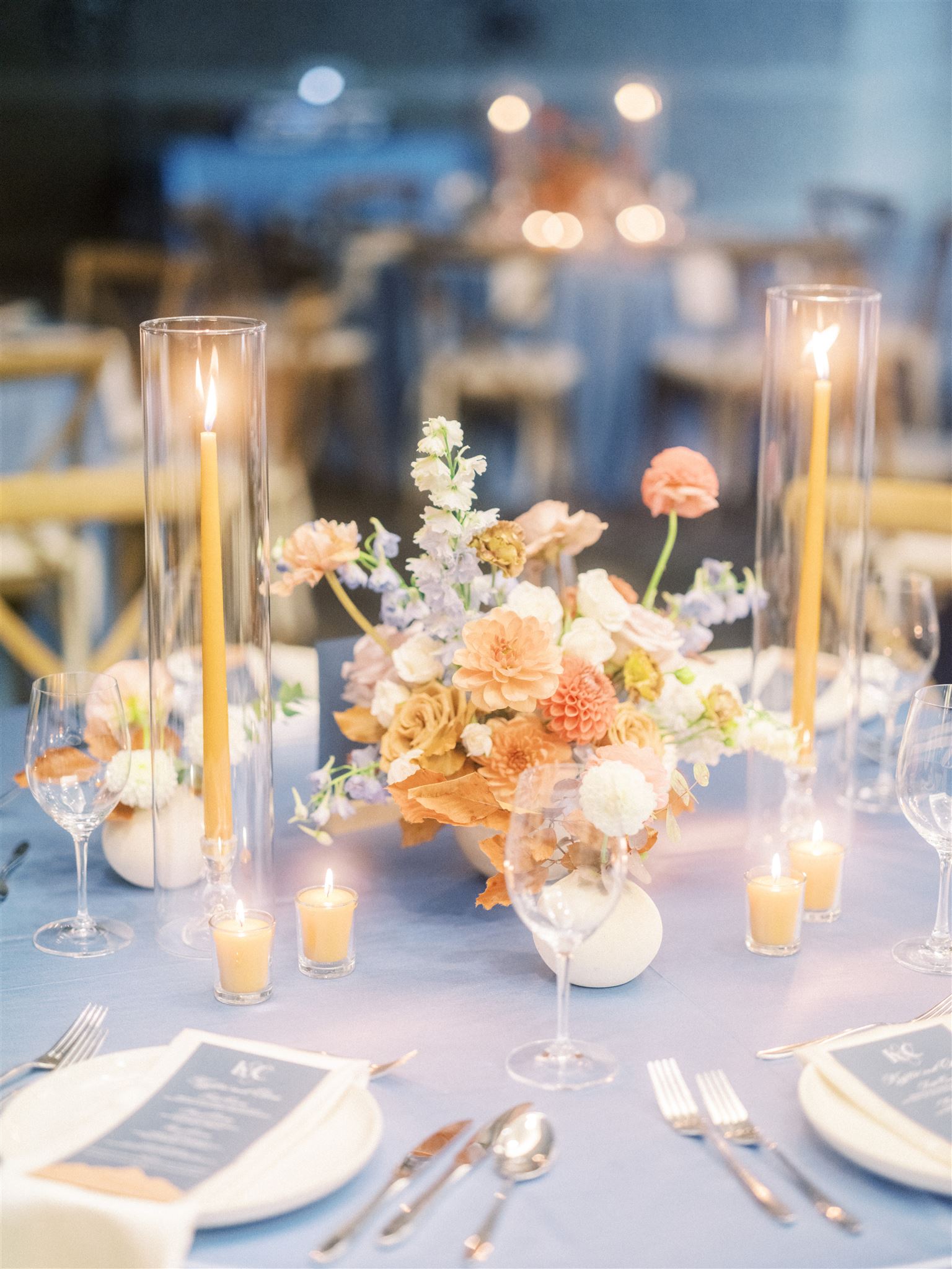 blue florals, wedding centrepiece, floral centrepiece, fall wedding