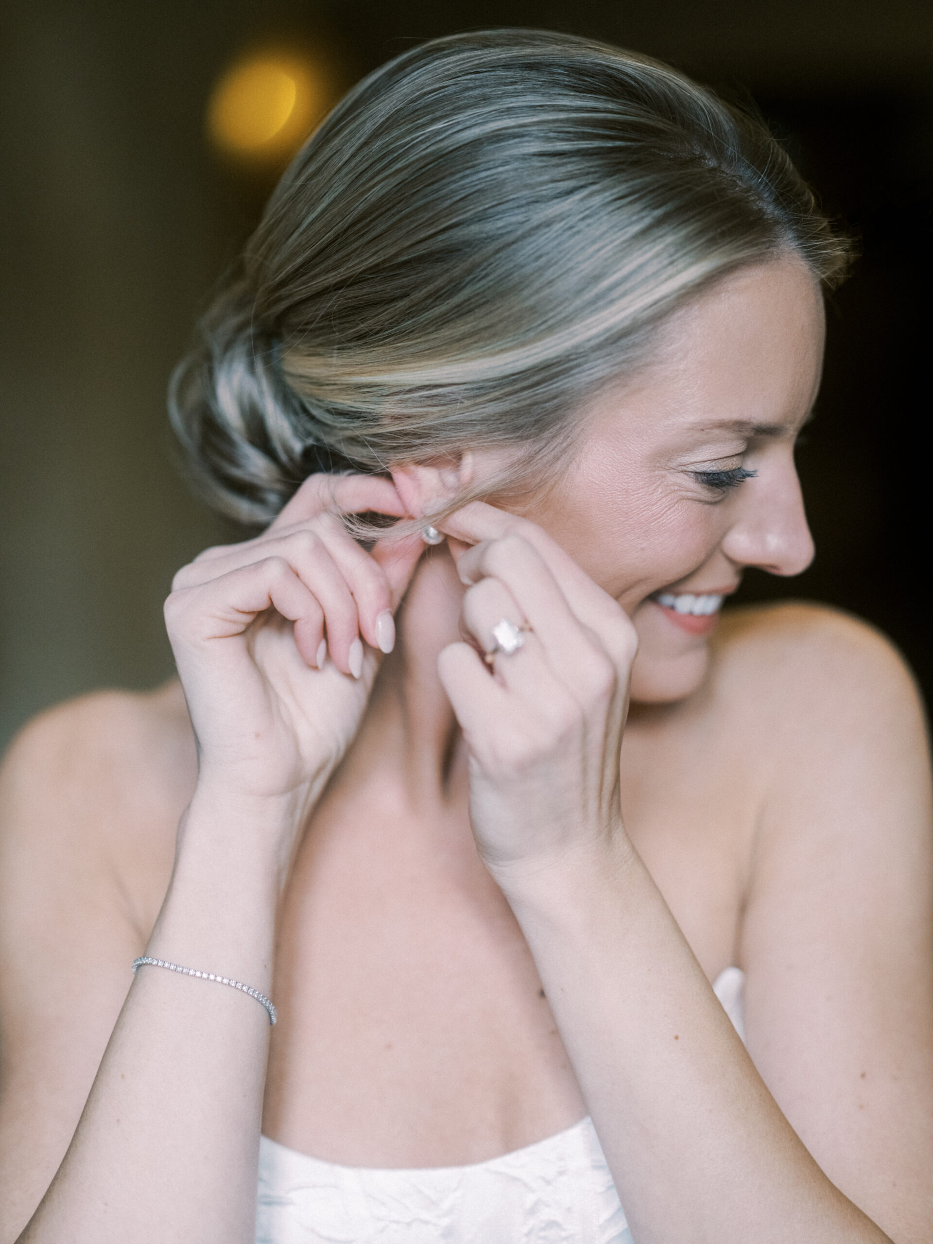 fairmont banff springs wedding, luxury wedding, destination wedding photographer nicole sarah, ralph lauren polo bar wedding, winter wedding, mountain wedding, rocky mountain weddings