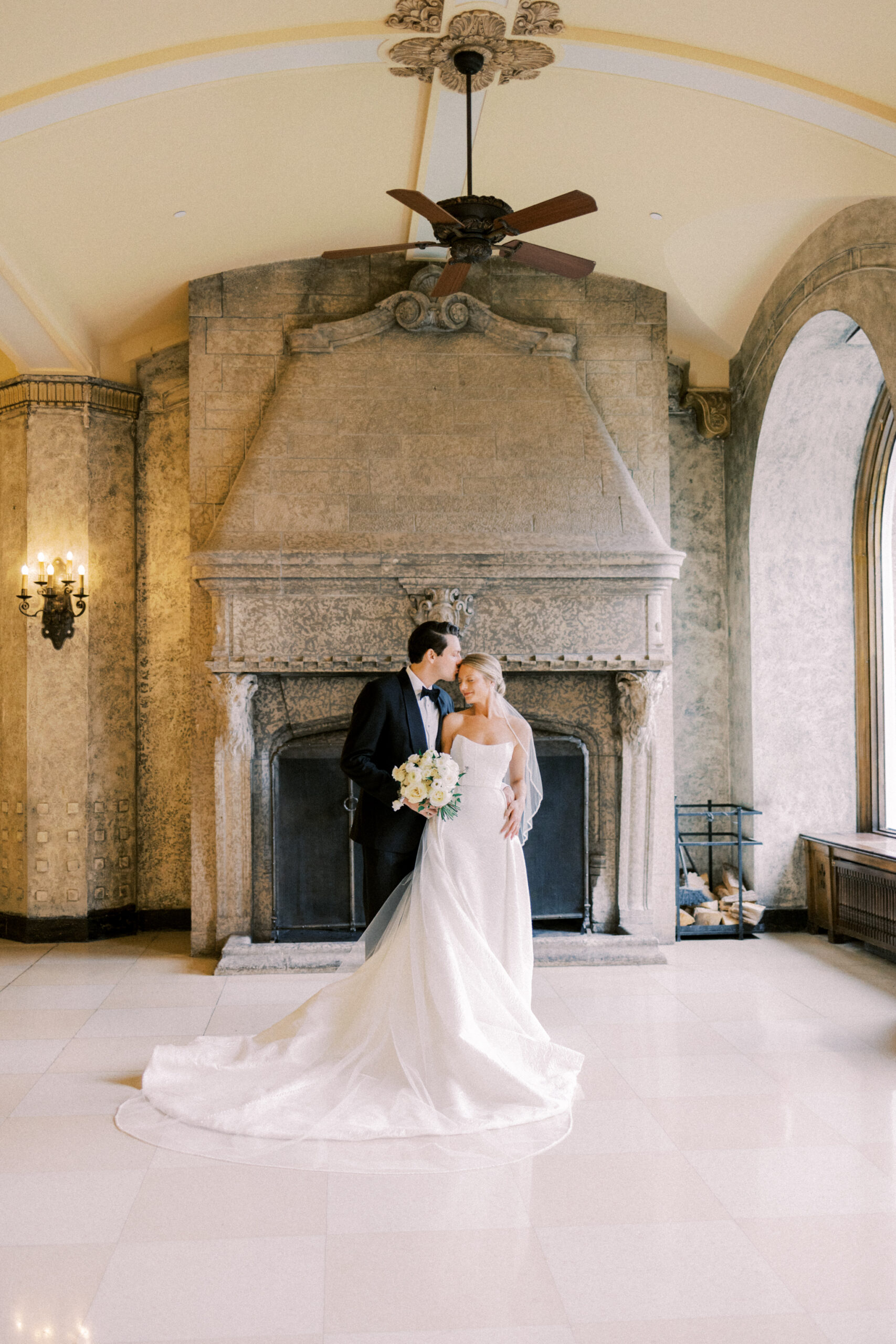 fairmont banff springs wedding, luxury wedding, destination wedding photographer nicole sarah, ralph lauren polo bar wedding, winter wedding, mountain wedding, rocky mountain weddings