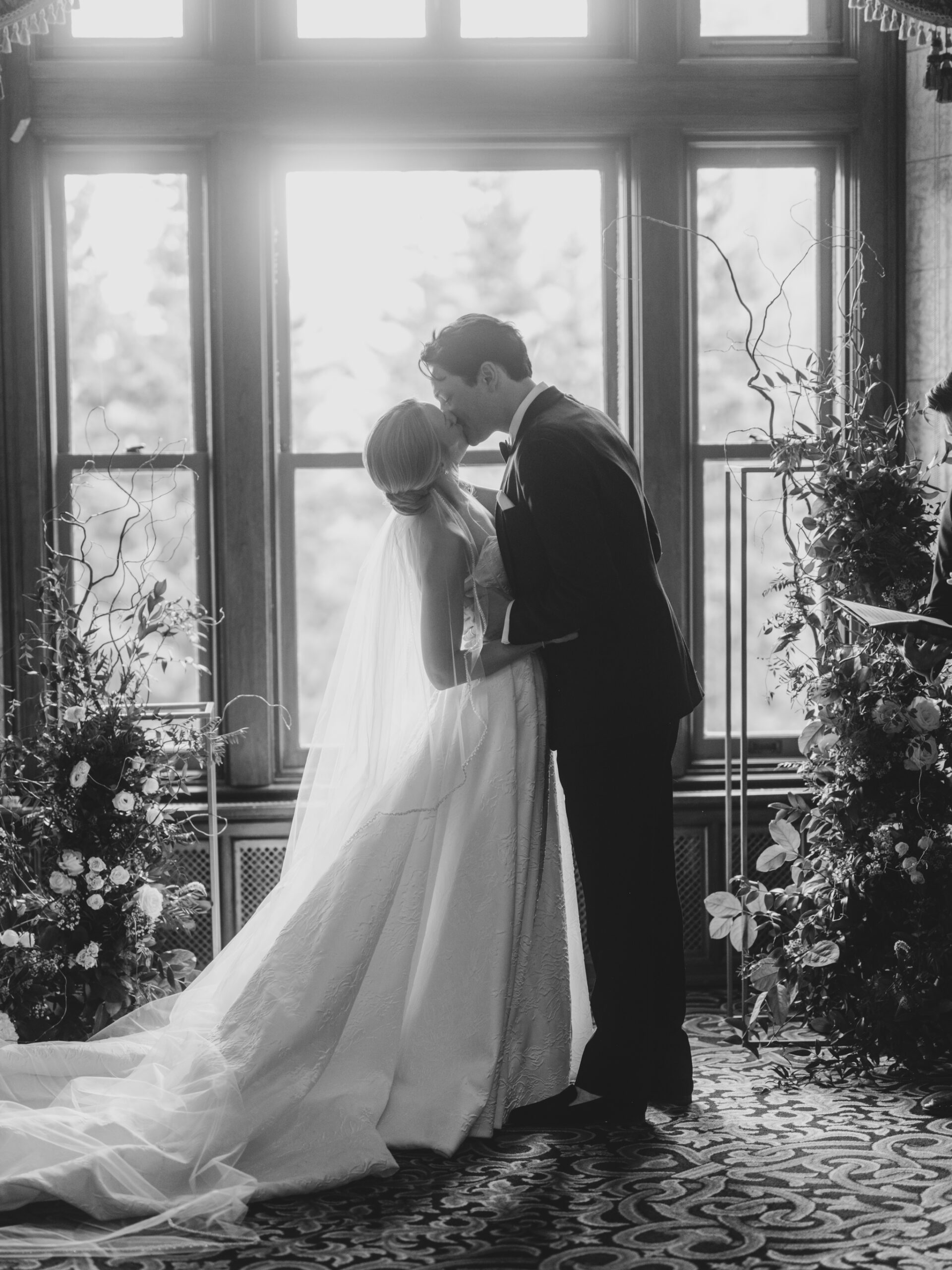 wedding ceremony kiss, fairmont banff springs wedding, luxury wedding, destination wedding photographer nicole sarah, ralph lauren polo bar wedding, winter wedding, mountain wedding, rocky mountain weddings