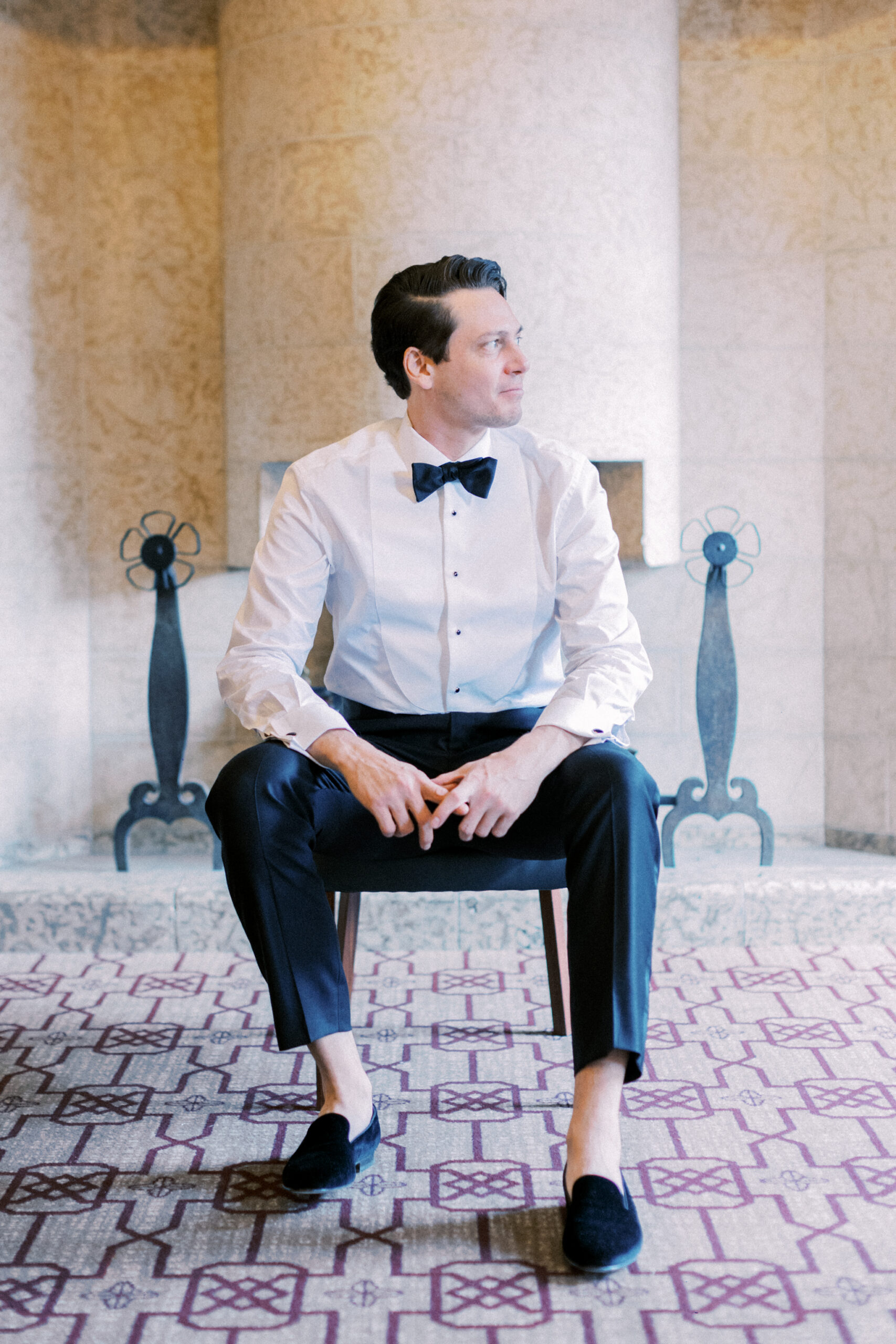 groom portrait, fairmont banff springs wedding, luxury wedding, destination wedding photographer nicole sarah, ralph lauren polo bar wedding, winter wedding, mountain wedding, rocky mountain weddings