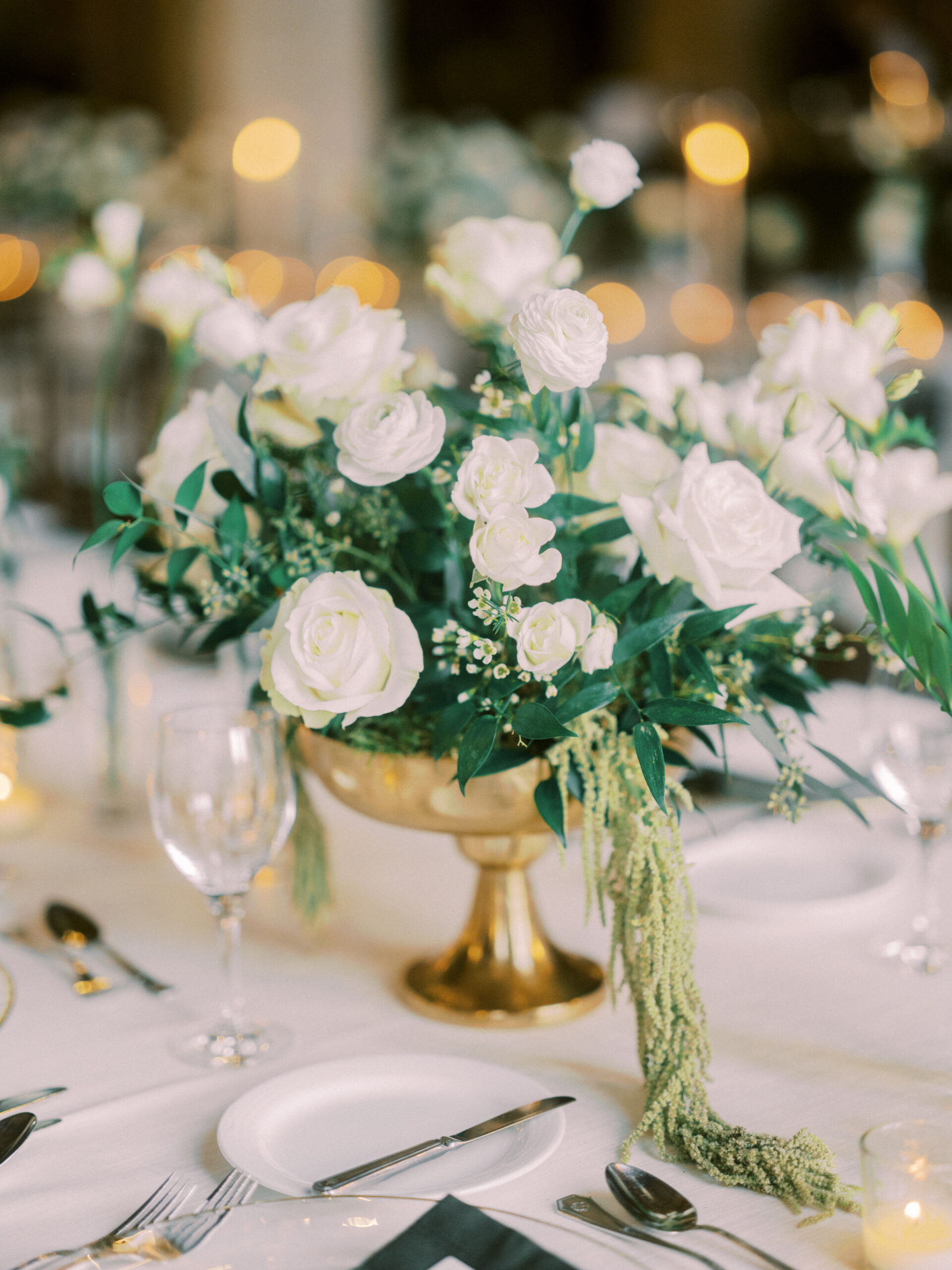 fairmont banff springs wedding, luxury wedding, destination wedding photographer nicole sarah, ralph lauren polo bar wedding, winter wedding, mountain wedding, rocky mountain weddings