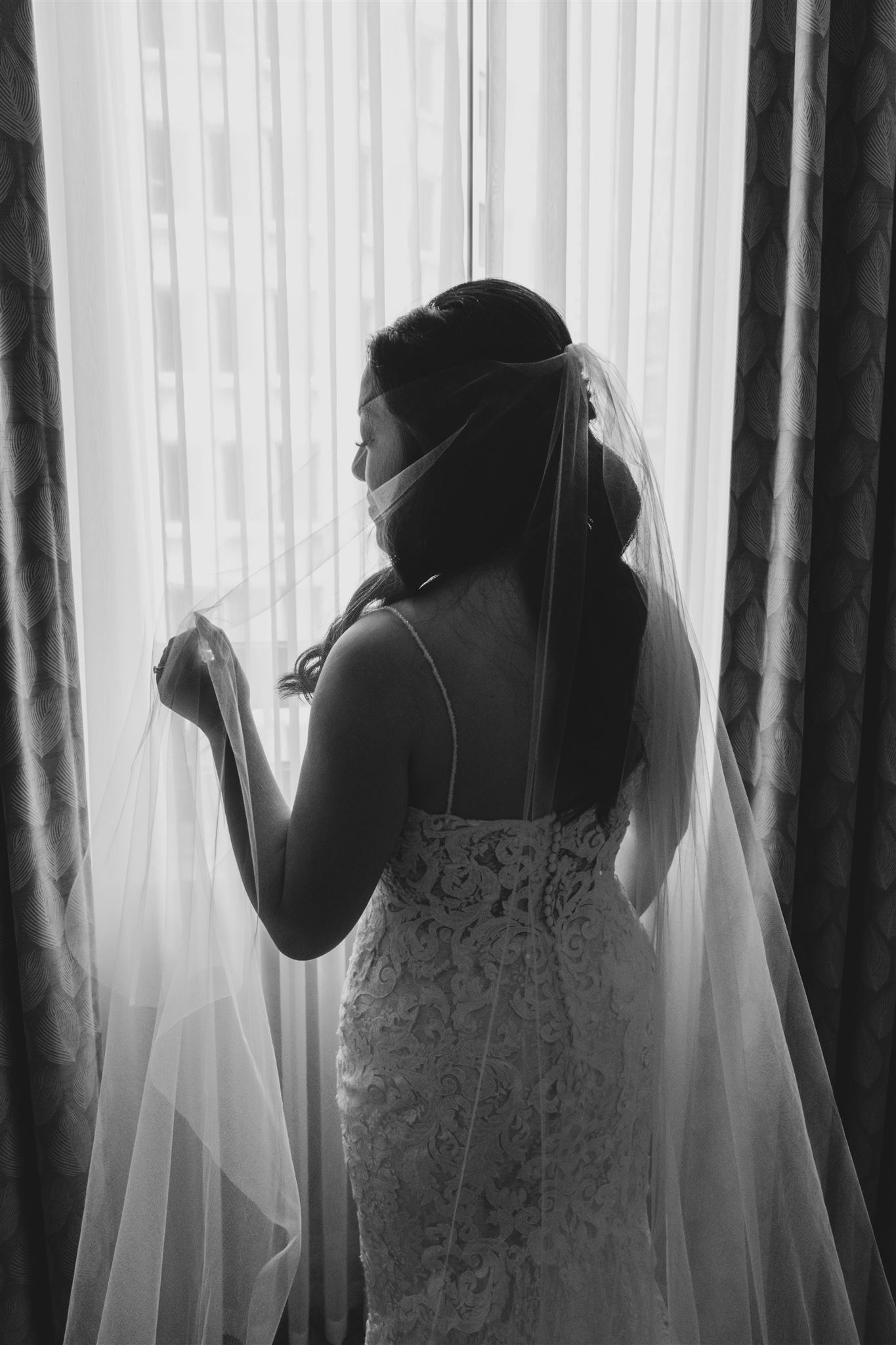 Summer wedding at Fairmont Palliser Calgary, bride getting ready, detail photos, cream flat lay, flat lay photos, palliser wedding, summer wedding photos, nicole sarah, luxury wedding photographer, destination wedding photographer, alberta wedding photography