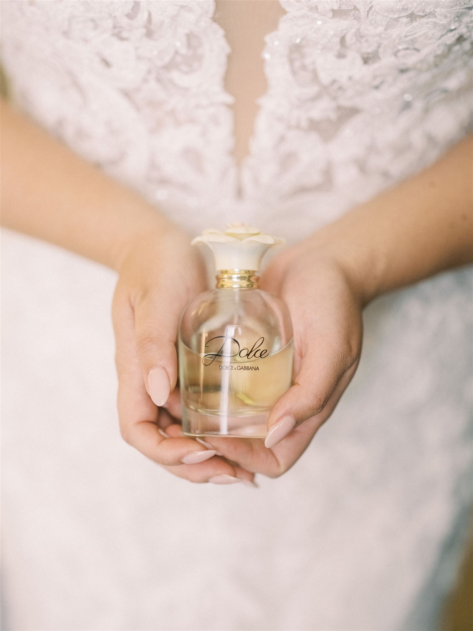 Summer wedding at Fairmont Palliser Calgary, bride getting ready, detail photos, cream flat lay, flat lay photos, palliser wedding, summer wedding photos, nicole sarah, luxury wedding photographer, destination wedding photographer, alberta wedding photography