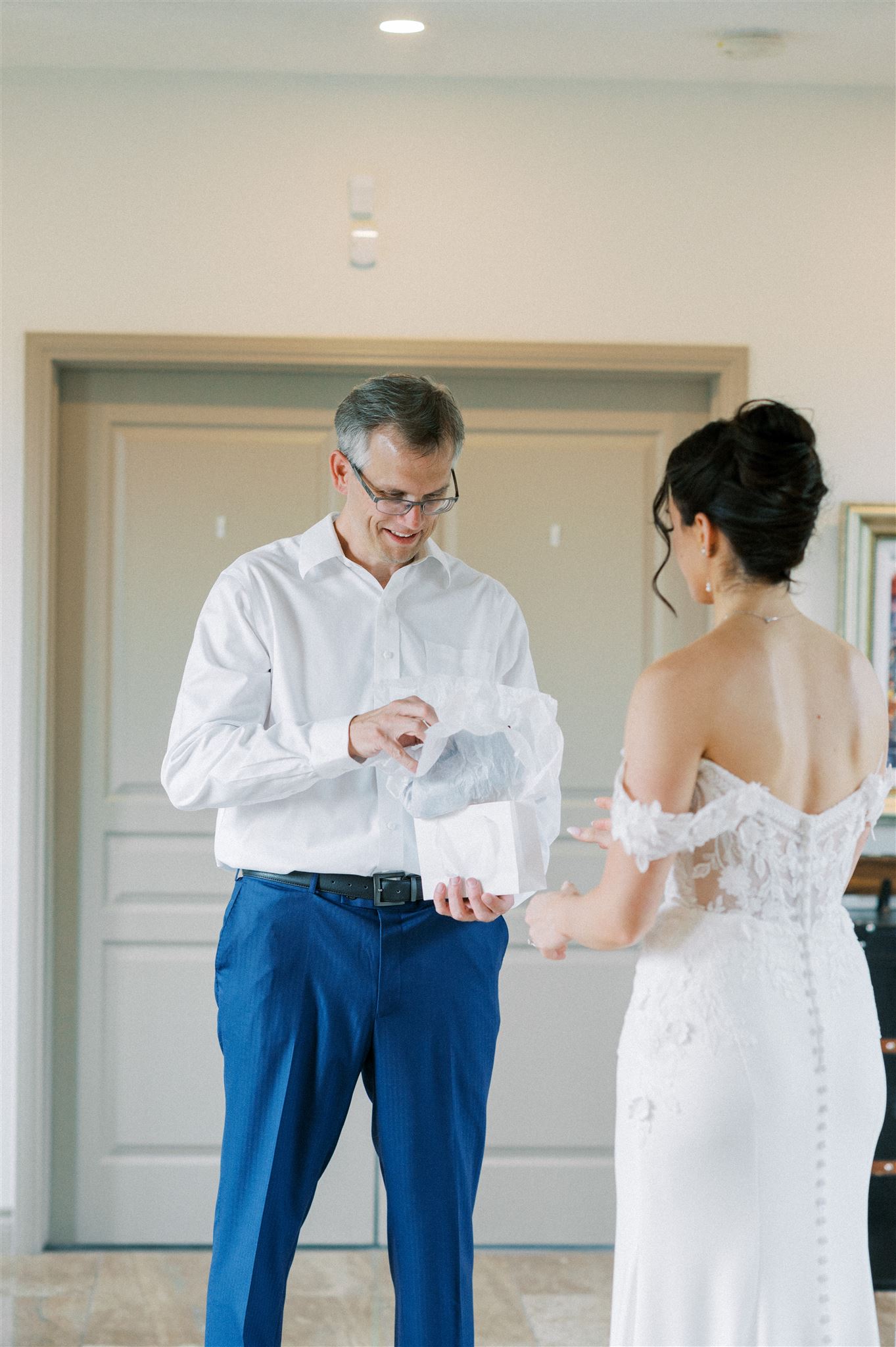 Bow Valley Ranche Fall Wedding, marriott calgary wedding, dusty blue summer wedding, bow valley wedding, nicole sarah, getting ready wedding