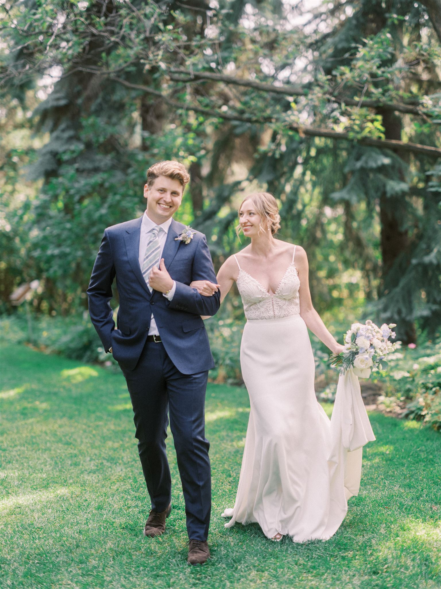 Reader Rock Garden Calgary Elopement, sunset wedding film, lush greenery wedding, elopement photography, calgary elopement photographer, nicole sarah, romantic elopement photos, elopement guide alberta, 