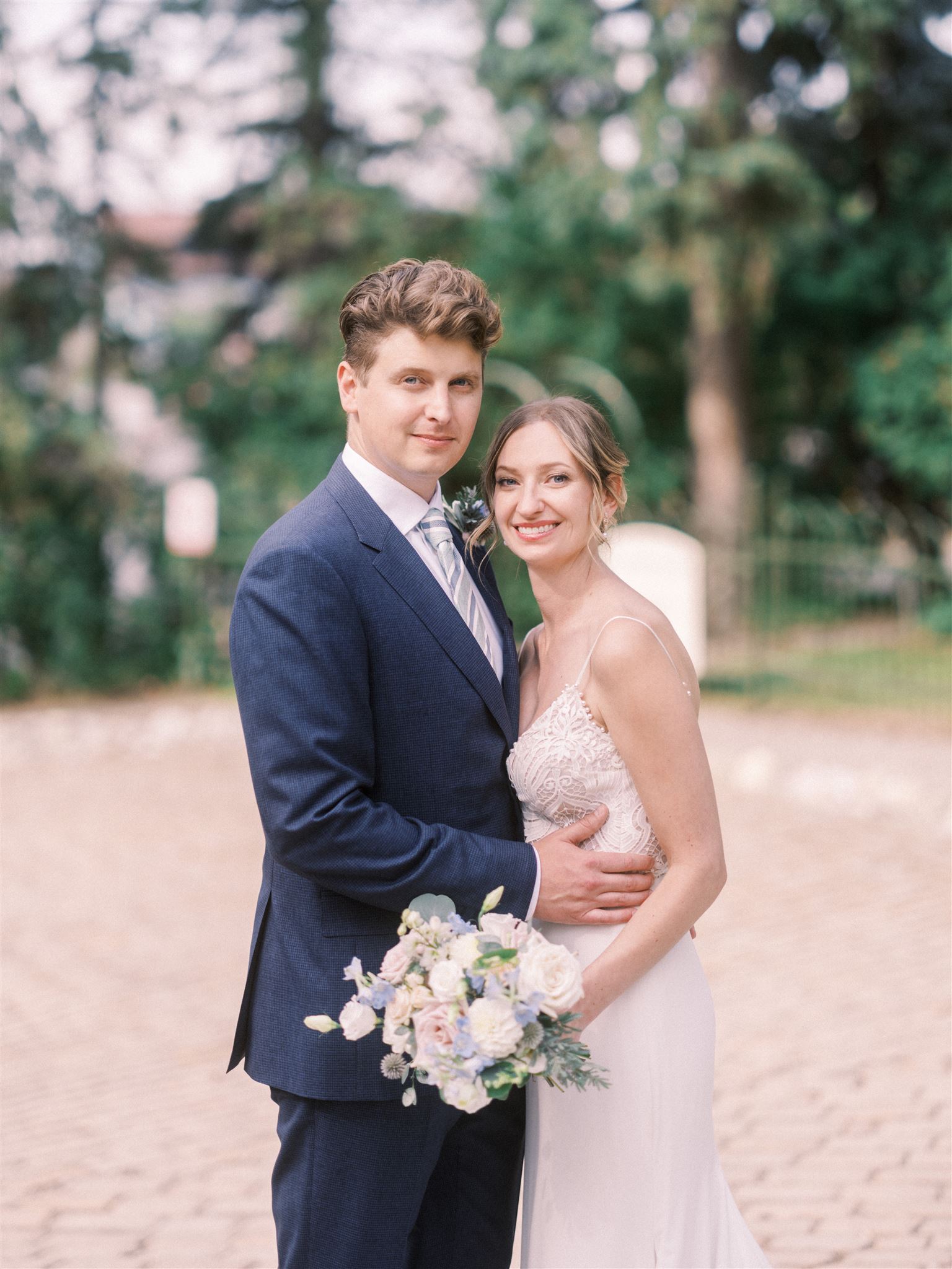 Reader Rock Garden Calgary Elopement, sunset wedding film, lush greenery wedding, elopement photography, calgary elopement photographer, nicole sarah, romantic elopement photos, elopement guide alberta, 