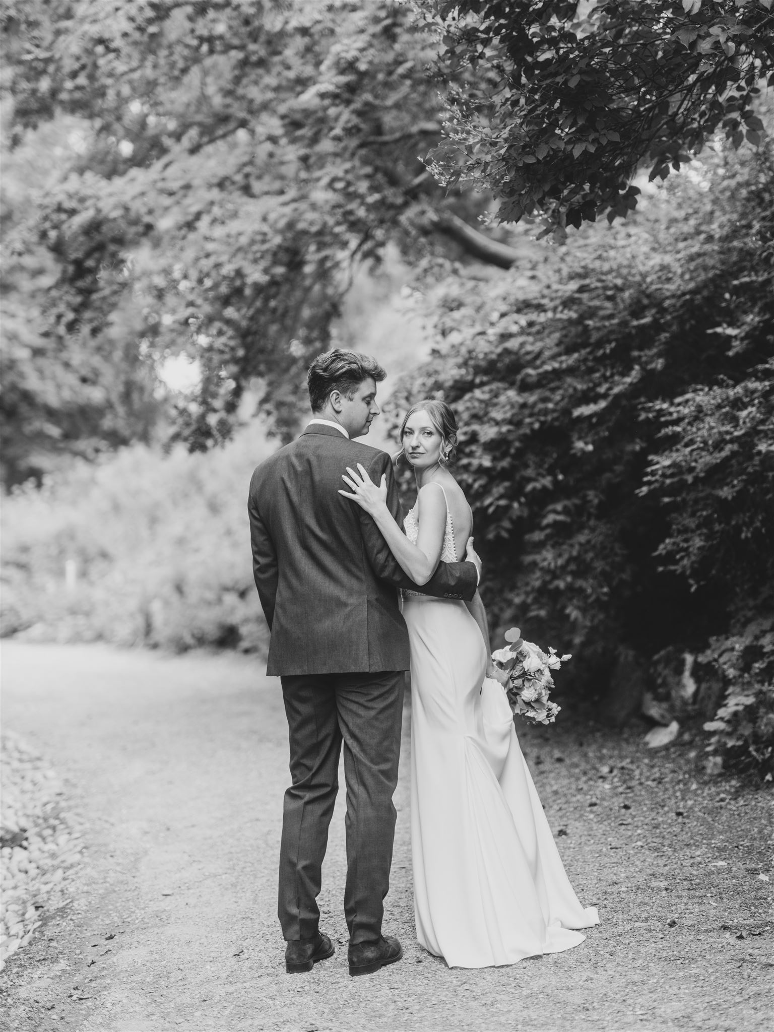 Reader Rock Garden Calgary Elopement, sunset wedding film, lush greenery wedding, elopement photography, calgary elopement photographer, nicole sarah, romantic elopement photos, elopement guide alberta, 