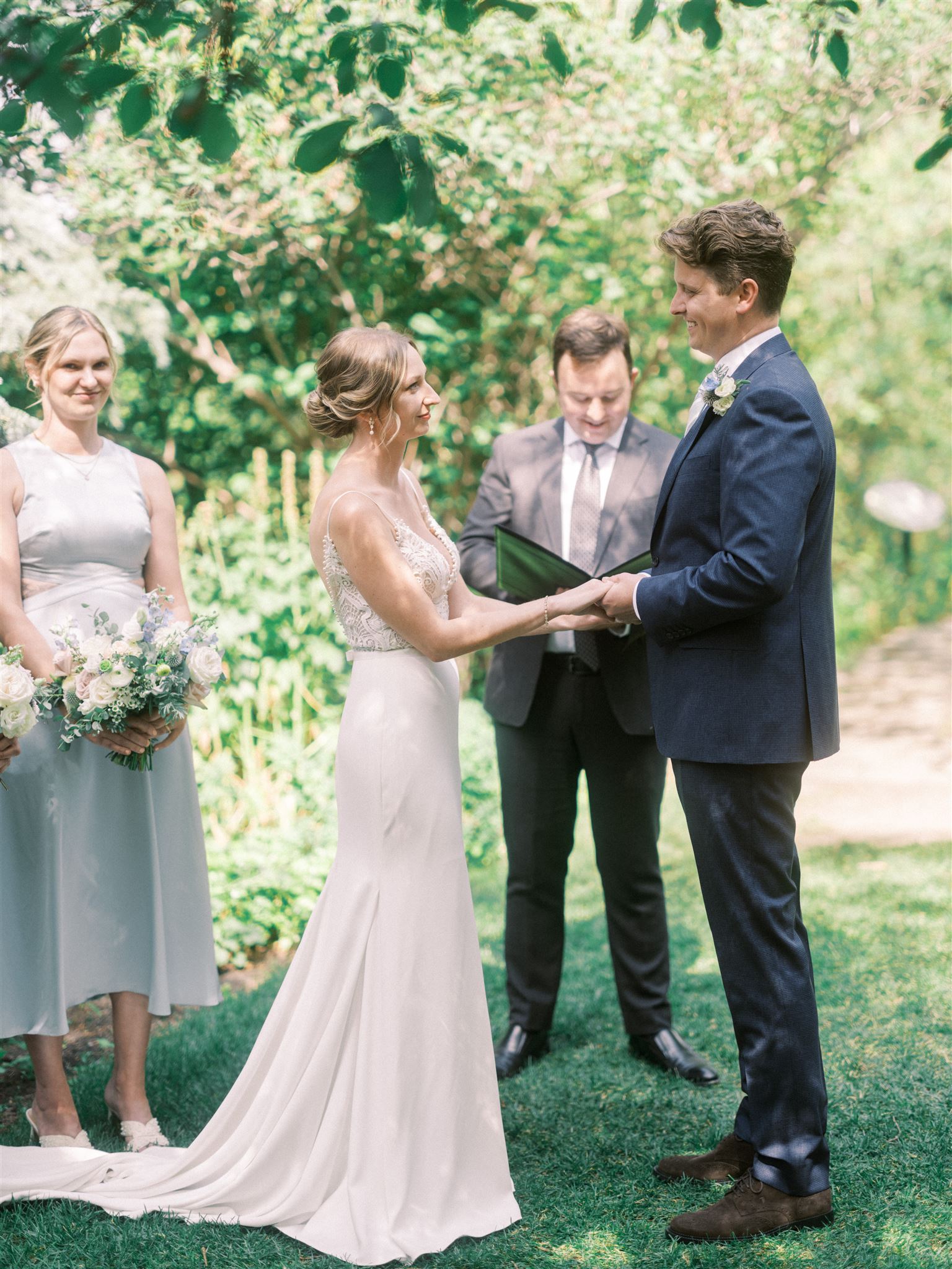 Reader Rock Garden Calgary Elopement, sunset wedding film, lush greenery wedding, elopement photography, calgary elopement photographer, nicole sarah, romantic elopement photos, elopement guide alberta, 