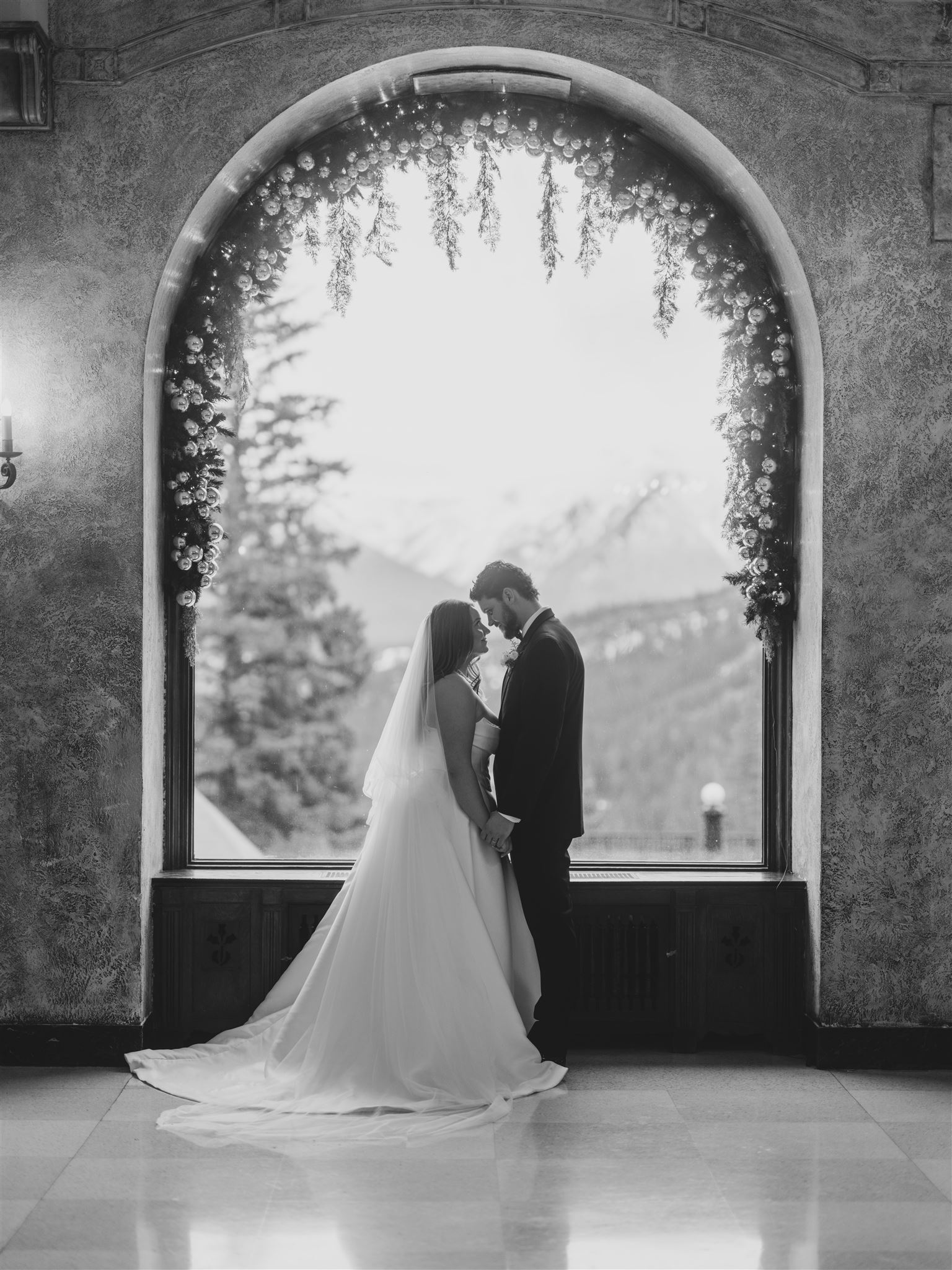 How to Choose an Editorial Wedding Photographer in Calgary